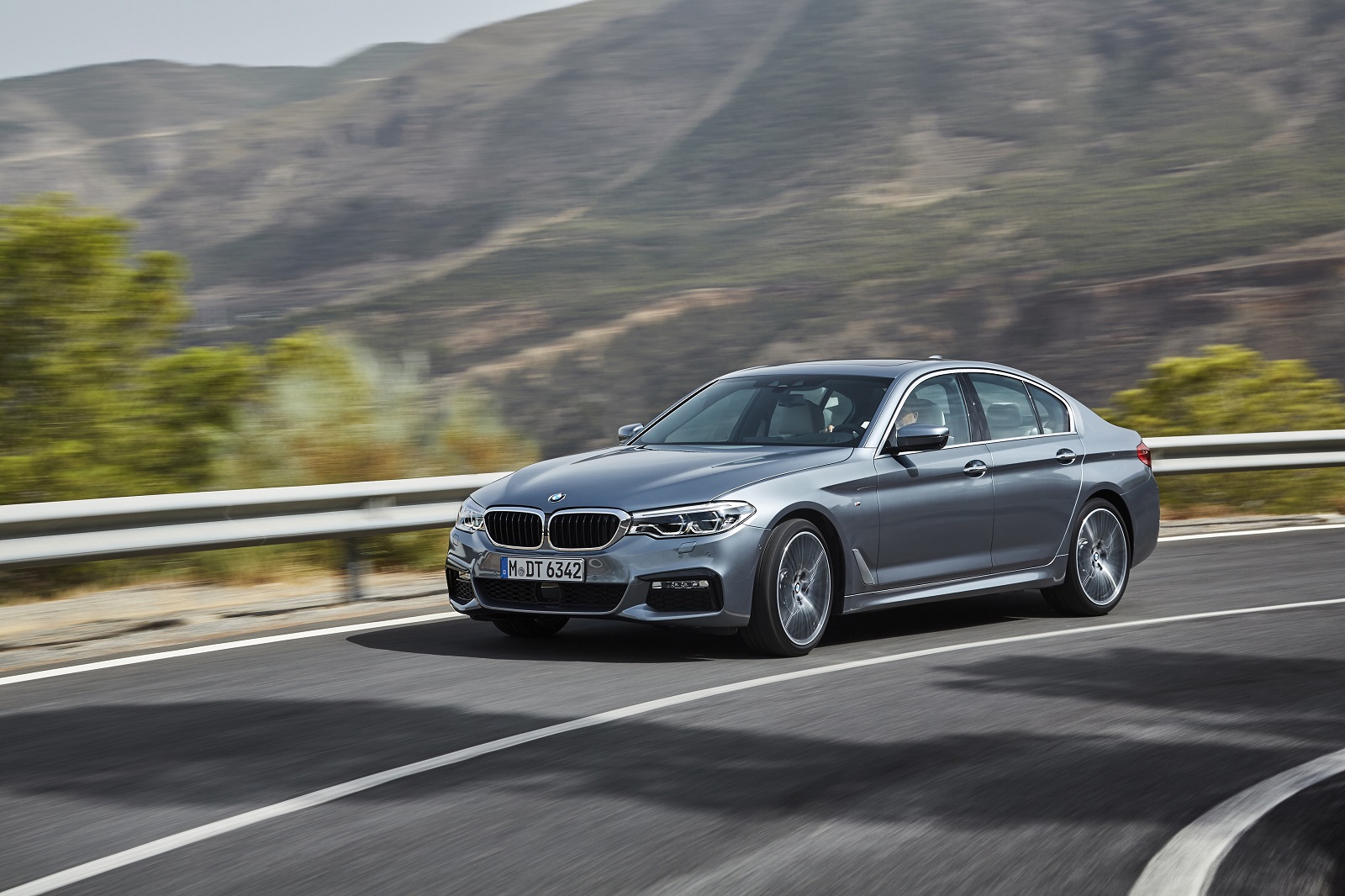 Technical Analysis: The All-New 2017 BMW 5-Series (G30) | YouWheel